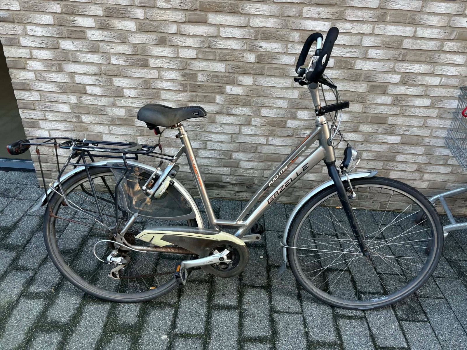 Gazelle Fuente Damesfiets 24 versnellingen 28 inch banden, Ophalen