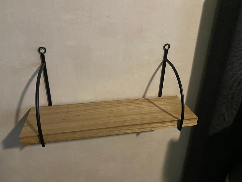 2 Houten wandplankjes met metalen beugels, Ophalen of Verzenden, Zo goed als nieuw