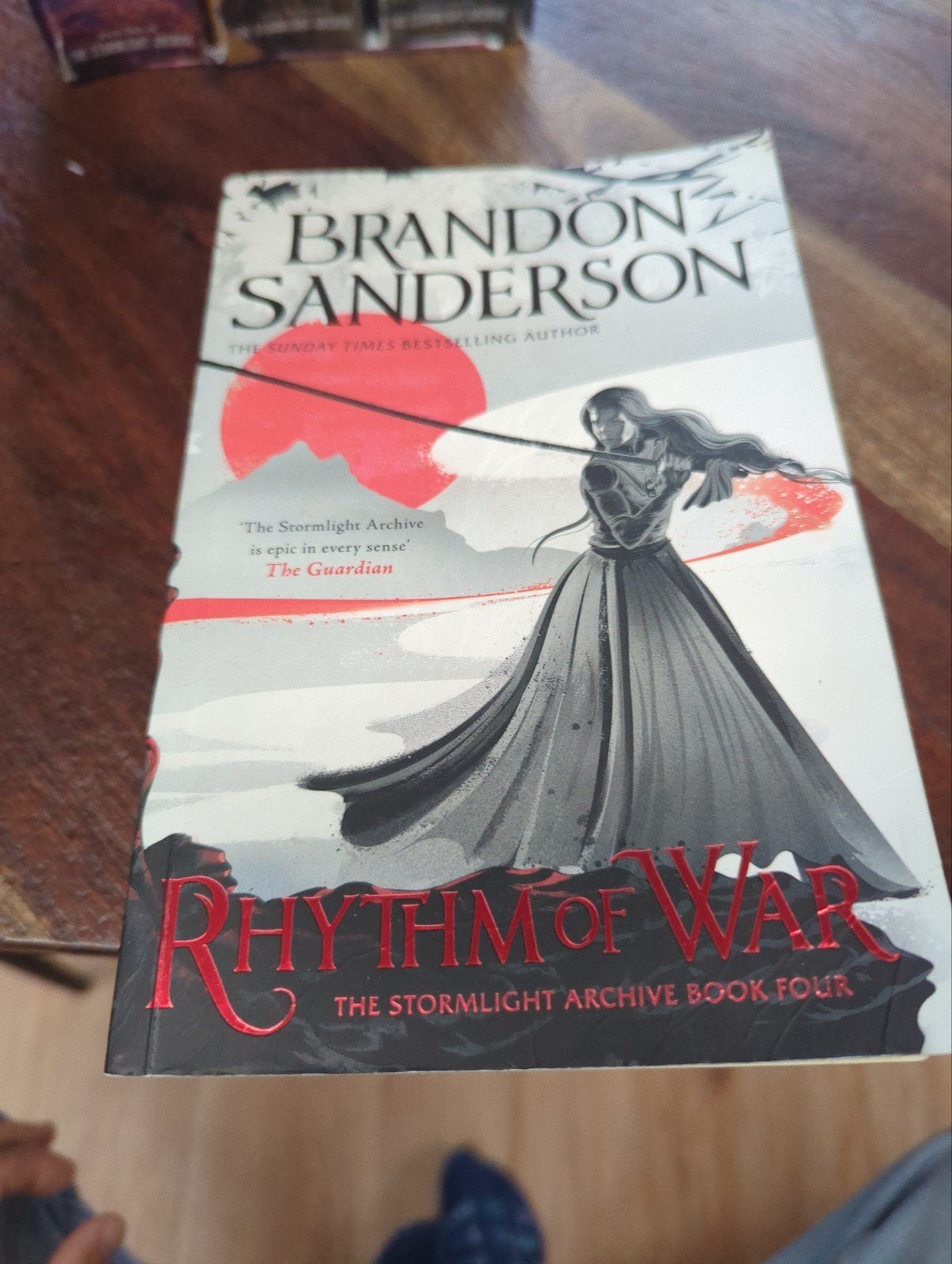 Stormlight Archive Boek 4: Rhythm of War - Brandon Sanderson, Ophalen of Verzenden, Gelezen, Brandon Sanderson