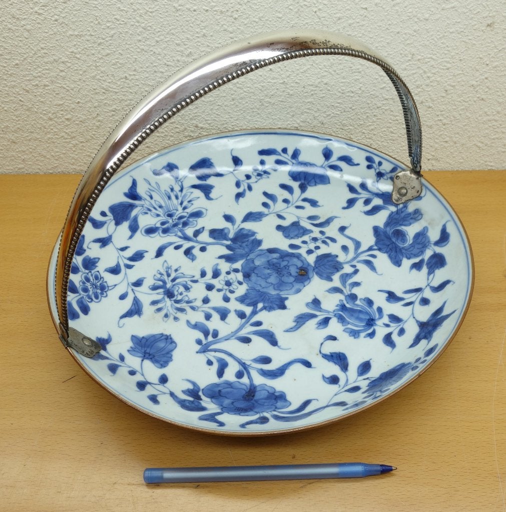 aardewerk schaal met zilveren hengsel 18e eeuw, Antiek en Kunst, Antiek | Keramiek en Aardewerk, Ophalen of Verzenden