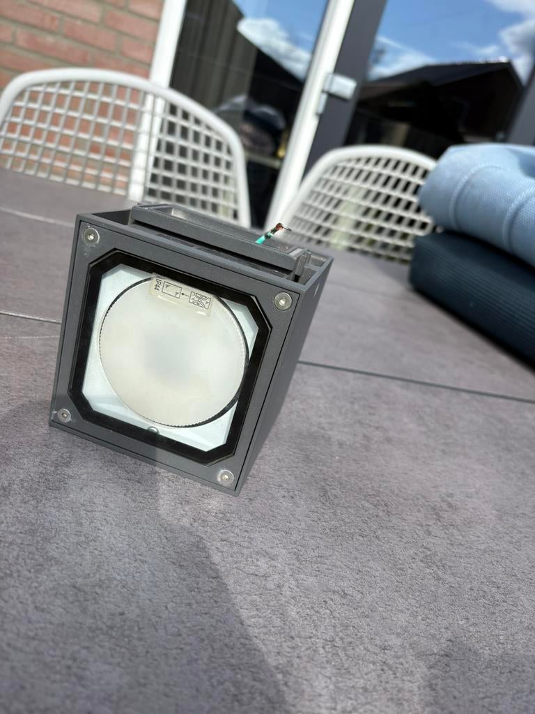 2 up down buitenlampen, Tuin en Terras, Buitenverlichting, Minder dan 50 watt, Wandlamp, Ophalen of Verzenden, Smartlamp