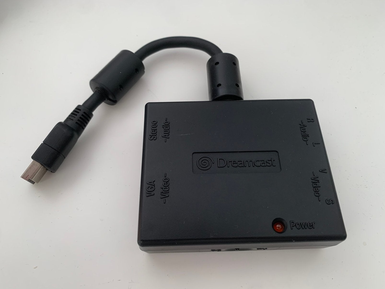 Officiële Dreamcast VGA Box, Spelcomputers en Games, Ophalen of Verzenden, Zo goed als nieuw, Zonder controller, Saturn of Dreamcast