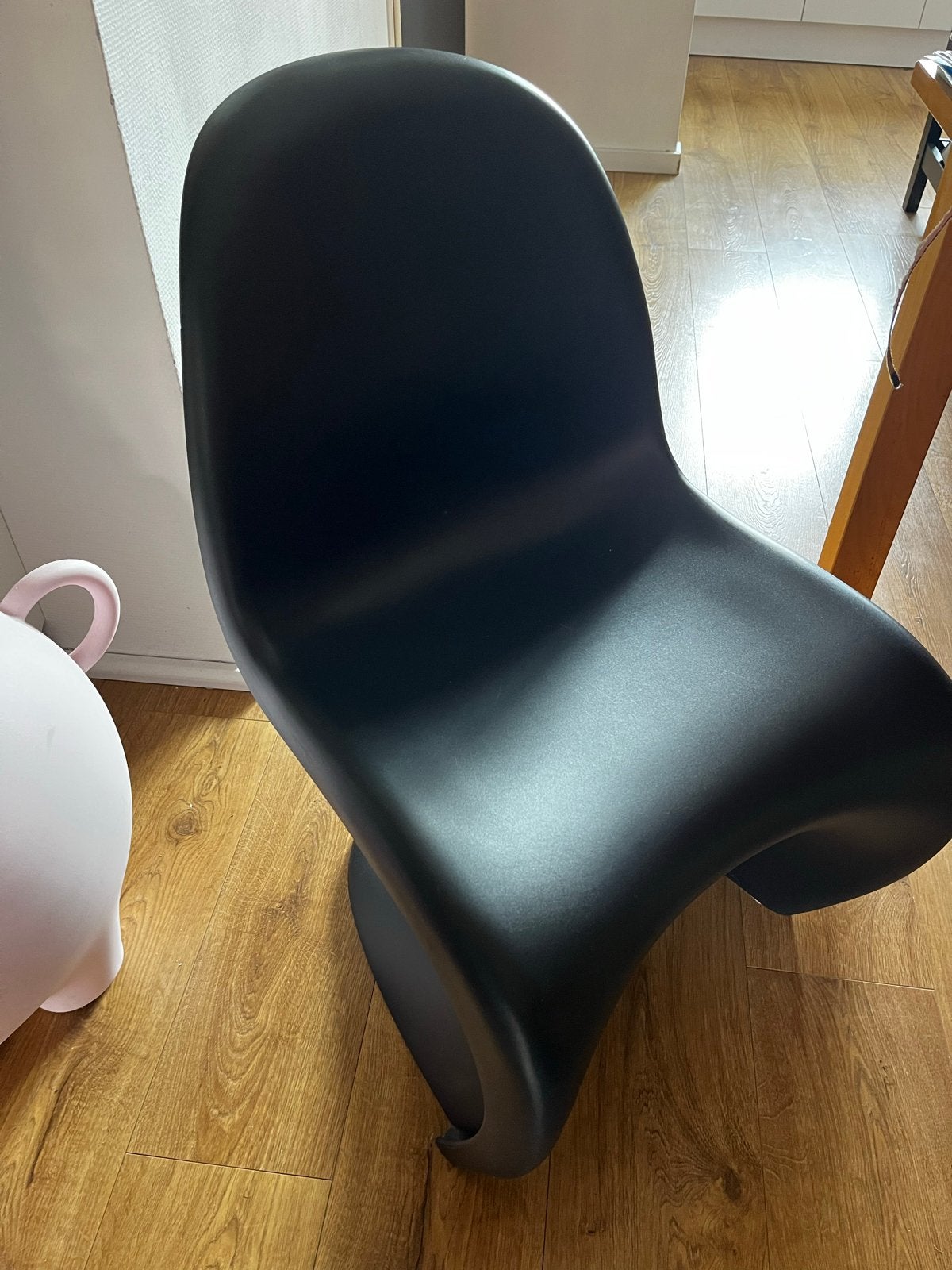 Zwarte Vitra Panton stoel, Huis en Inrichting, Ophalen, Kunststof, Zwart, Zo goed als nieuw