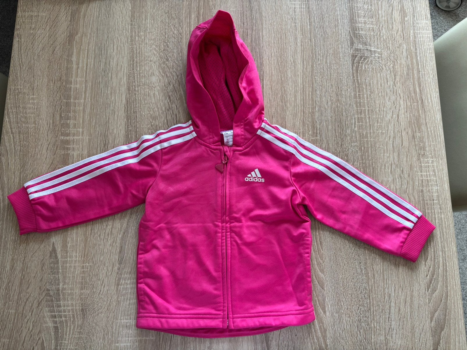 Adidas Jasje Maat 80 (9-12 maanden), Kinderen en Baby's, Babykleding | Maat 80, Ophalen of Verzenden, Jongetje of Meisje, Jasje