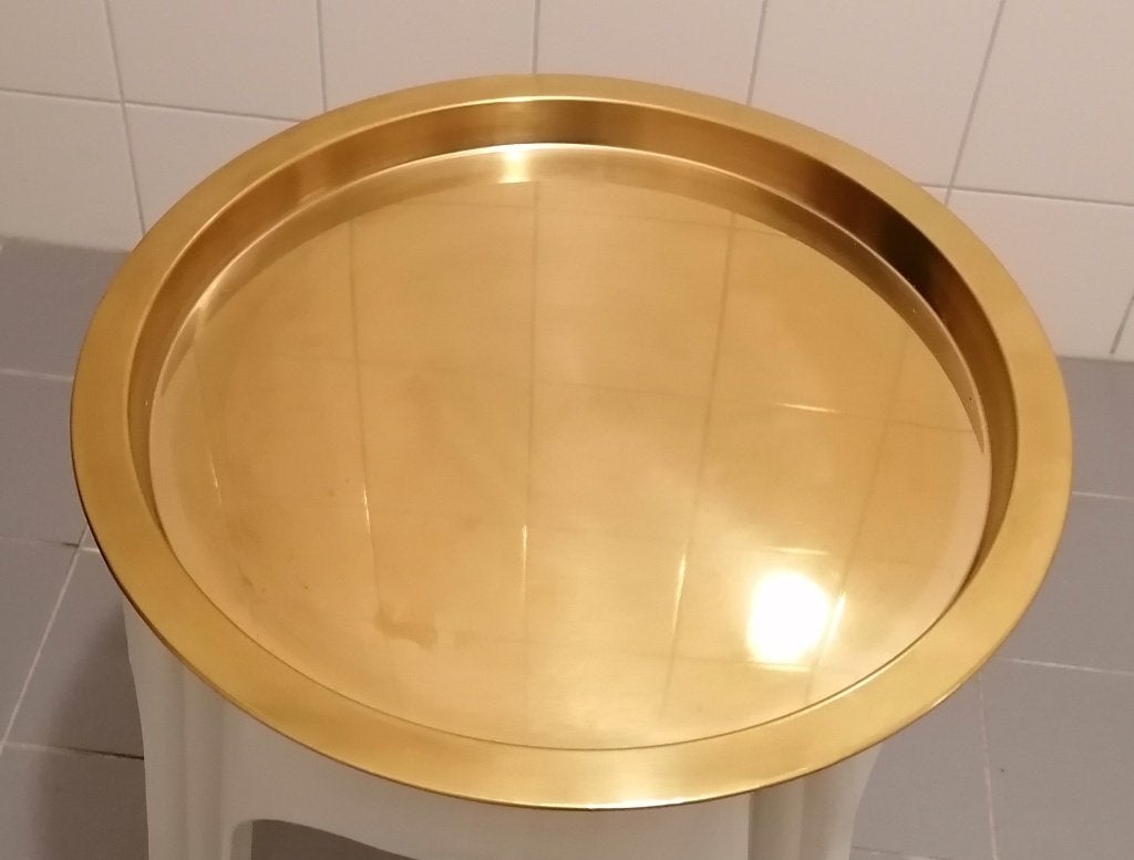 Ikea dienblad Glattis messing kleur gebruikt € 7,50, Ophalen of Verzenden, Gebruikt, Rond, Metaal