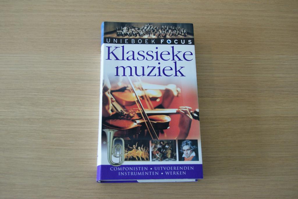 Klassieke muziek - Unieboek Focus, Ophalen of Verzenden, Zo goed als nieuw, Genre of Stijl, Diverse Auteurs
