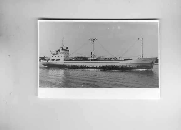 scheepvaart-rederij nautiek-marietje-annemarie bohmer-2x, Ophalen of Verzenden, Zo goed als nieuw, Motorboot, Boek of Tijdschrift