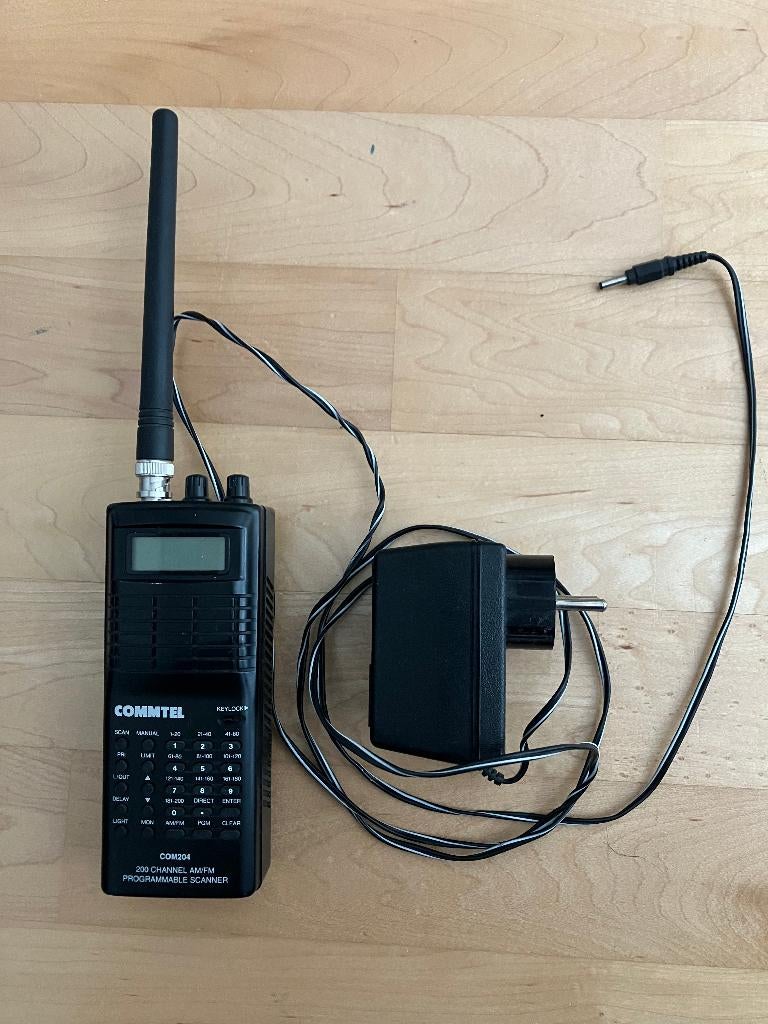 Commtel com204 scanner, Telecommunicatie, Ophalen of Verzenden, Gebruikt, 30 tot 200 kanalen, Draagbaar