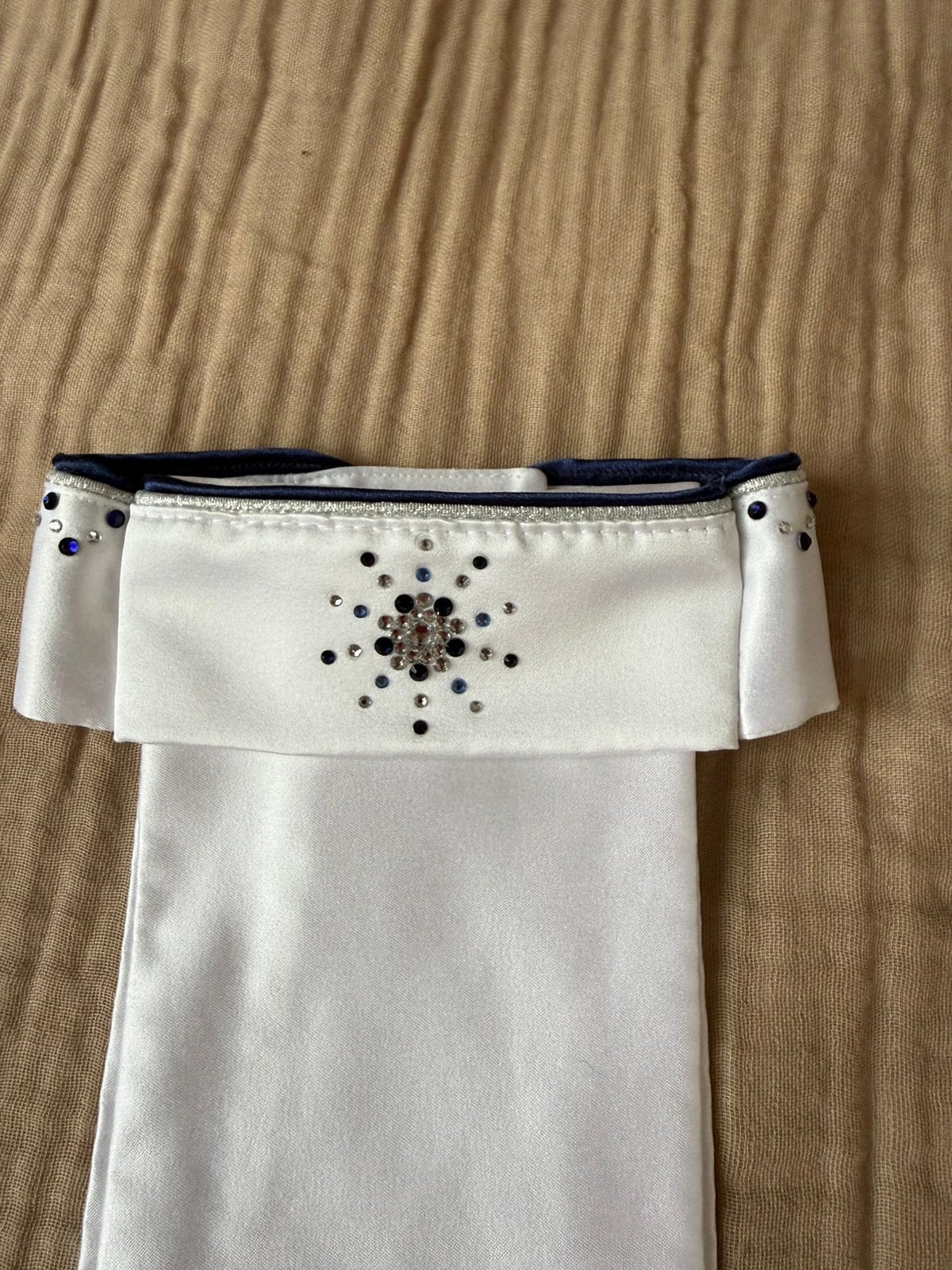 Plastron blauw (navy)/zilver, Sierdetails, Dressuur, Ophalen of Verzenden, Zo goed als nieuw