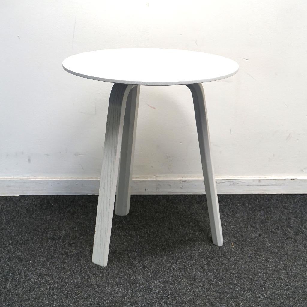 Hay Bella Coffee Table | Bijzettafel | Wit Hout |  Ø 45 cm, 45 tot 60 cm, Minder dan 55 cm, Gebruikt, -