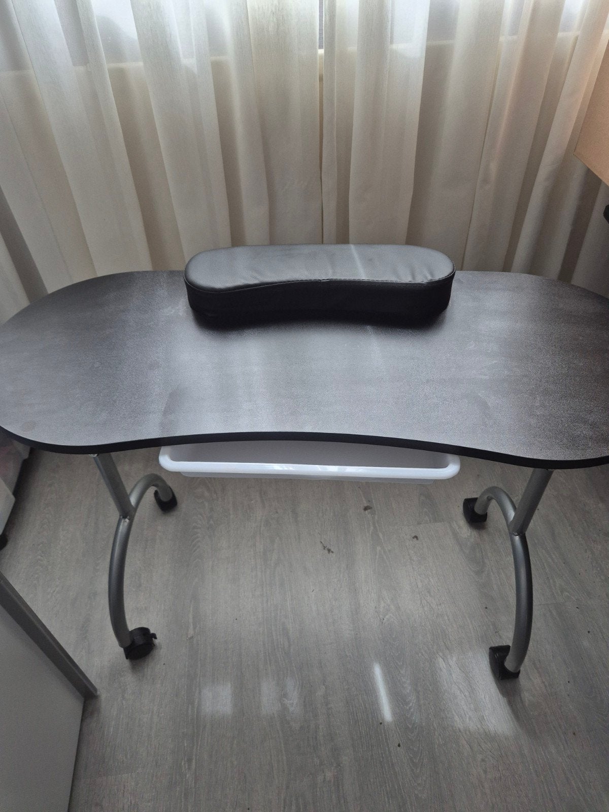 Nagelsalon tafel, Ophalen of Verzenden, Zo goed als nieuw