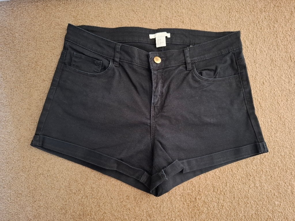 Zwarte korte broek, Kleding | Dames, Maat 38/40 (M), Kort, Zwart, Ophalen of Verzenden