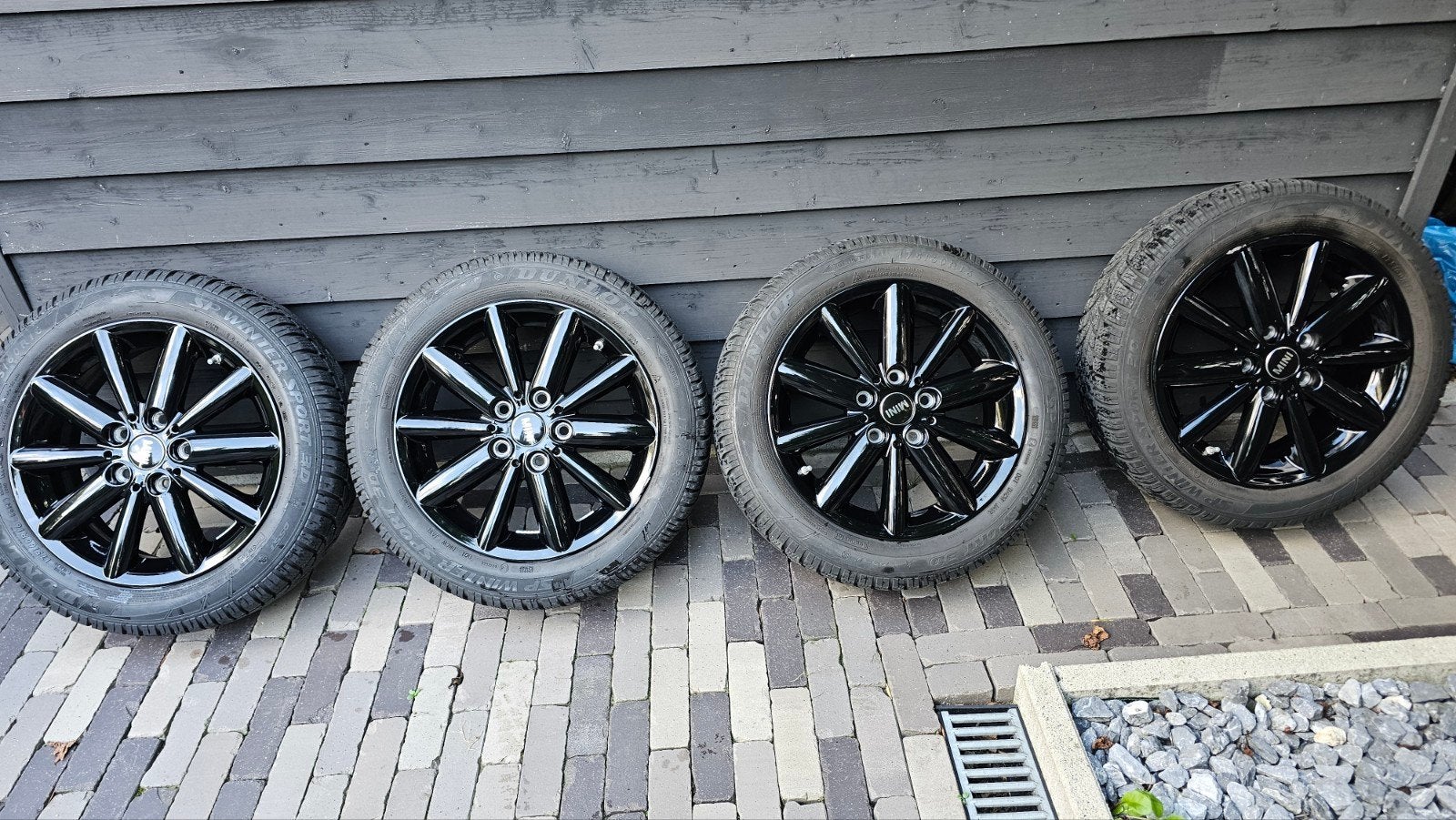 Mini Cooper orgineel 16 inch velgen met winterbanden
