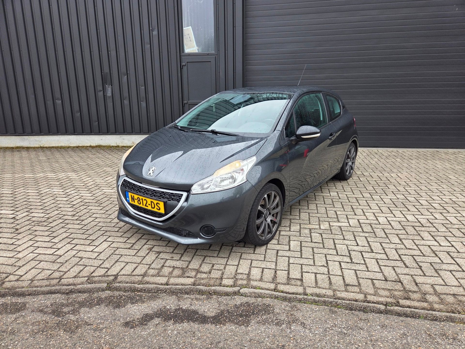 Peugeot 208 1.0 VTi Access, Auto's, Voorwielaandrijving, Euro 5, Gebruikt, 31 €/maand