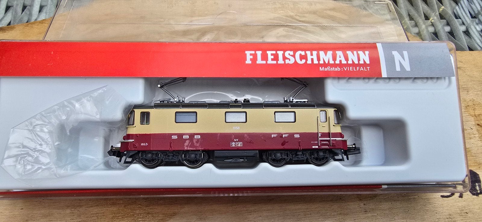 fleischmann piccolo 734071 SBB Re4/4 TEE kleuren dcc sound., Fleischmann, Ophalen of Verzenden, Zo goed als nieuw, Gelijkstroom