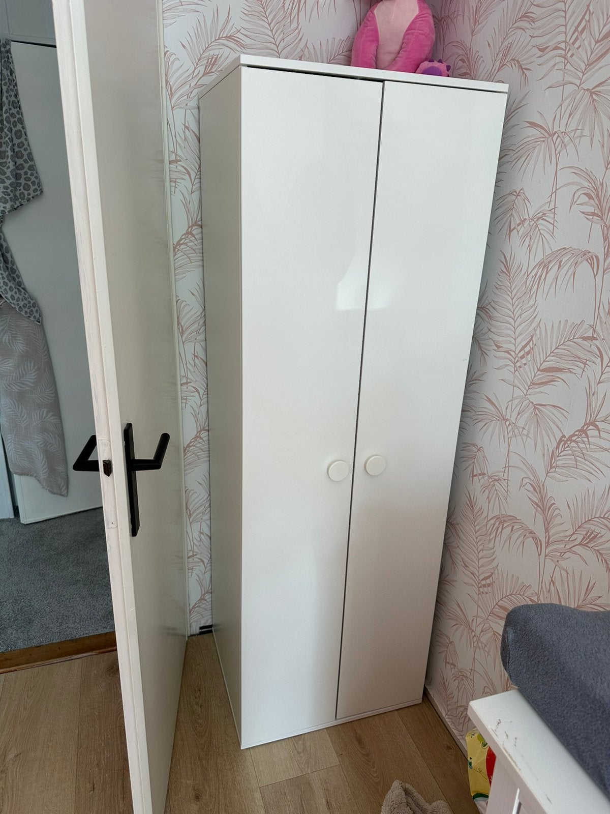 Godishus ikea kledingkast wit, Huis en Inrichting, Kasten | Kledingkasten, Ophalen, 100 tot 150 cm, Zo goed als nieuw, 150 tot 200 cm