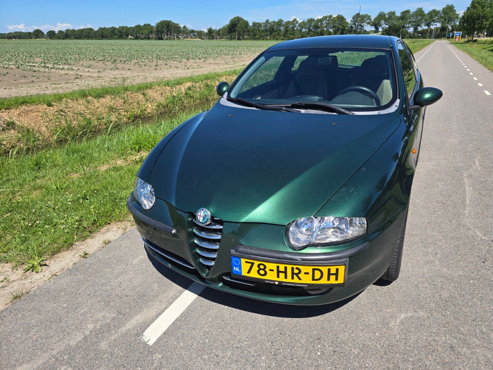 Alfa Romeo 147 1.6 T.spark 16V 77KW Nieuwe APK, Auto's, Alfa Romeo, Voorwielaandrijving, Beige, 4 cilinders, 1165 kg