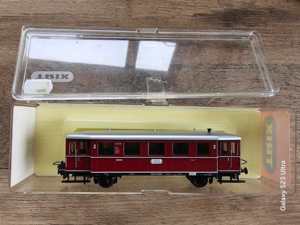 Modeltrein Ho trix railbus bijwagen 2472 nieuw in doos !, Gelijkstroom, Trix, Ophalen of Verzenden, Nieuw