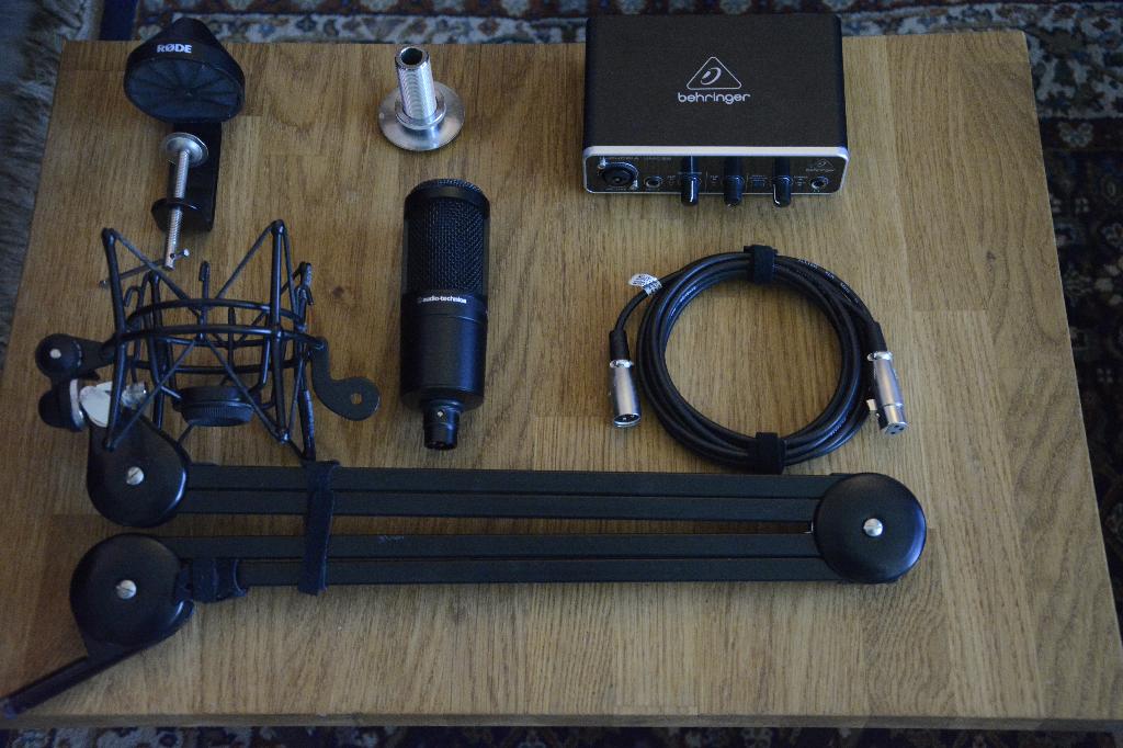 Audio Technica AT2020 met Behringer UMC22 en Rhode PSA1, Ophalen of Verzenden, Gebruikt, Audio