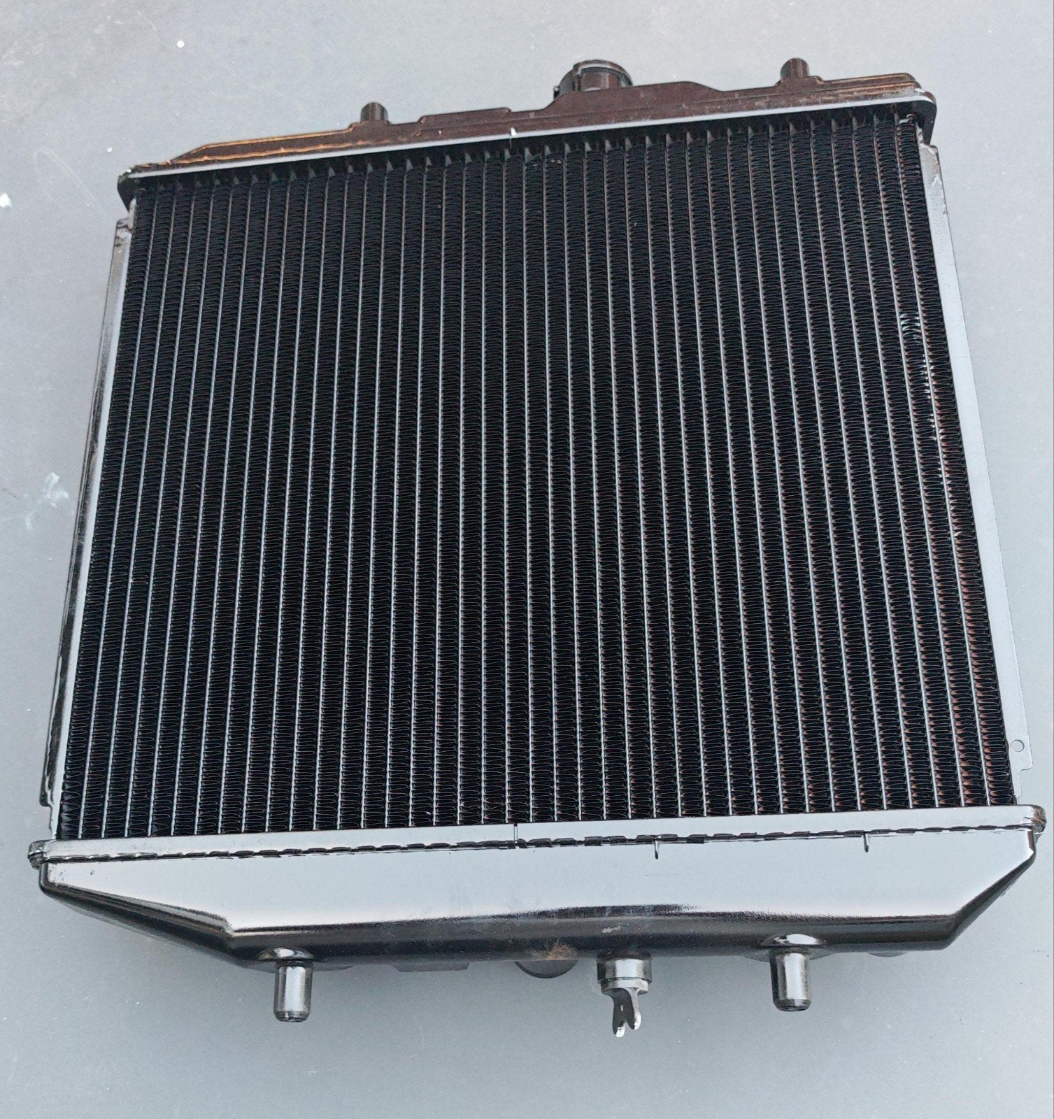 Radiateur voor Daihatsu G102 A/T - Nieuw, Ophalen of Verzenden, Nieuw, Daihatsu