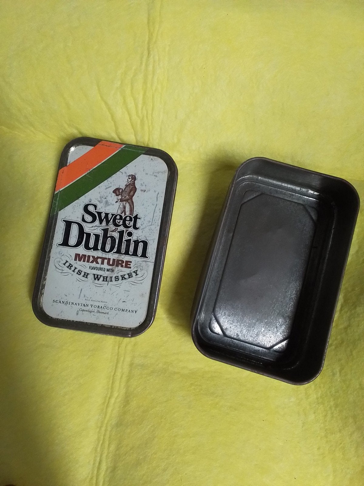 15325) Vintage Sweet Dublin tabaksblikje - Irish Whiskey, Ophalen of Verzenden, Gebruikt, Overige, Overige merken