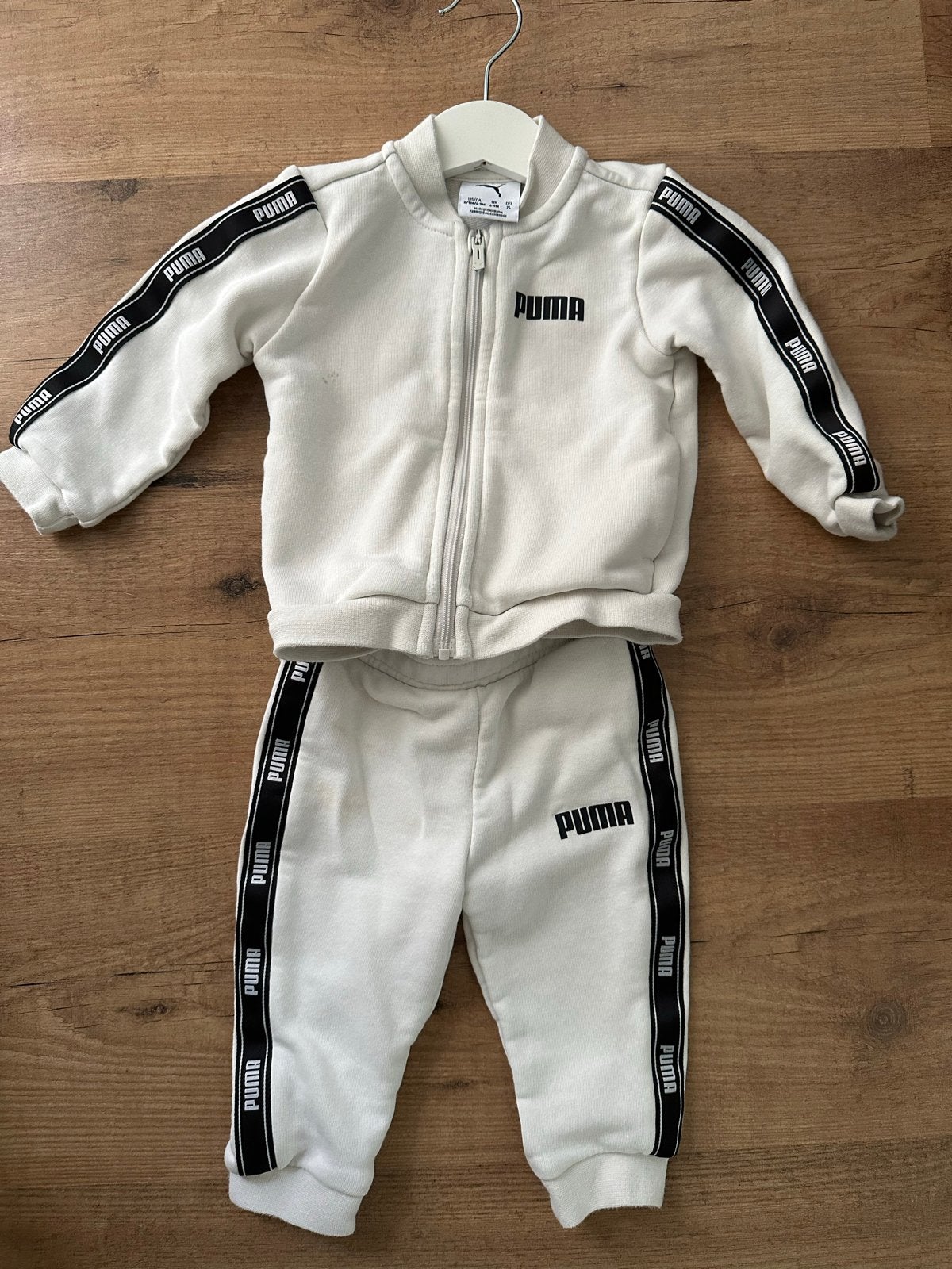 Puma baby trainingspak wit - maat 68, Ophalen of Verzenden, Gebruikt, Jongetje of Meisje