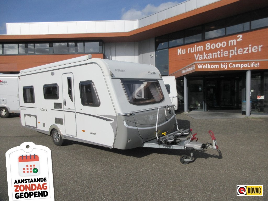 Eriba Nova 495 MET MOVER EN THULE LUIFEL, Fietsenrek, Rondzit, 2 aparte bedden, Eriba