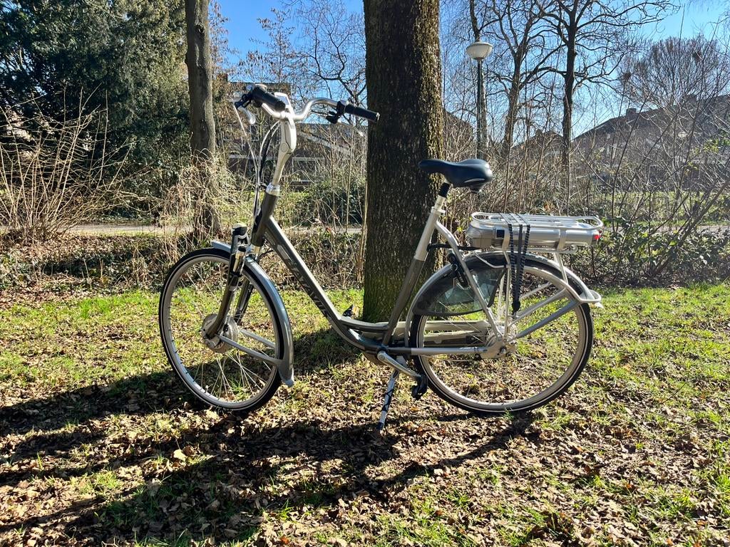 Batavus monaco e-go - elektrische fiets incl accu en lader, Ophalen, Gebruikt, Batavus, 59 cm of meer
