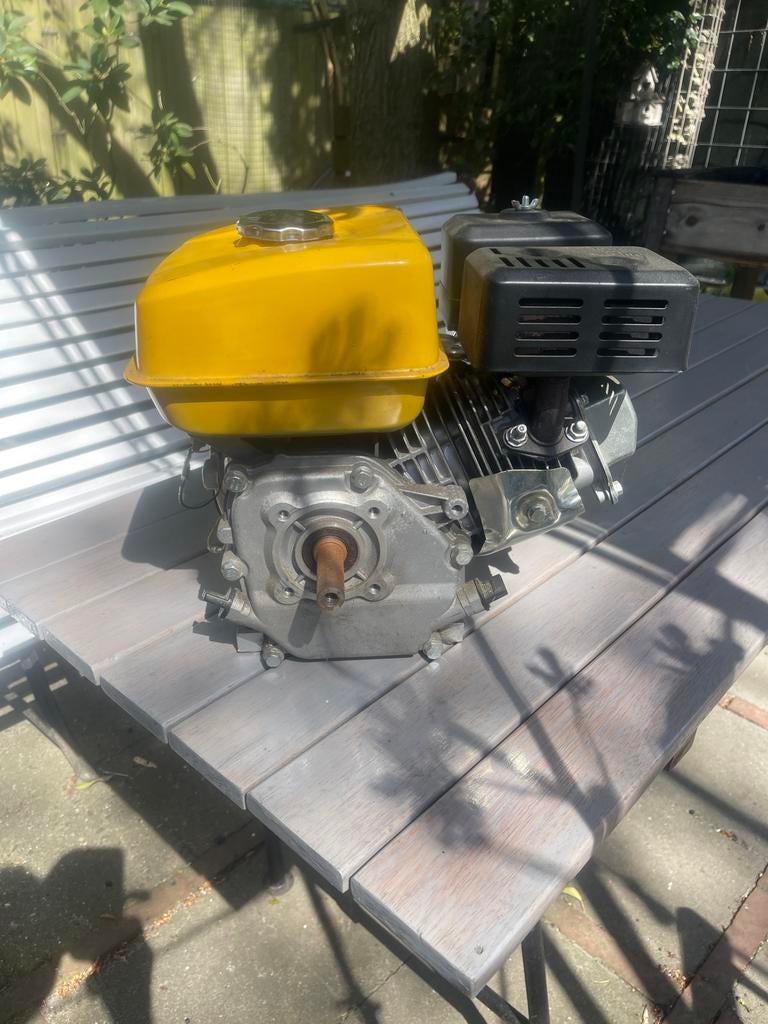 Benzinemotor gebruikt 160 cc, Ophalen, Zo goed als nieuw, Benzinemotor, 1800 rpm of meer