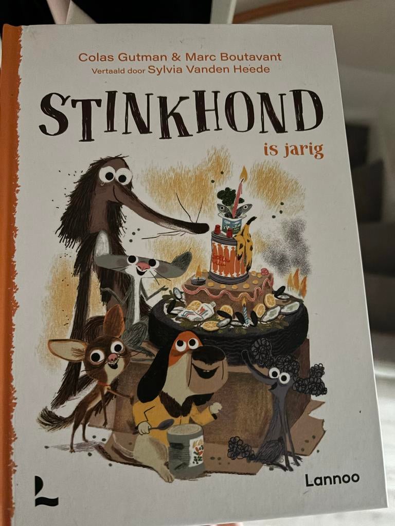 Stinkhond is jarig - Kinderboek, Boeken, Ophalen, Zo goed als nieuw, Fictie algemeen