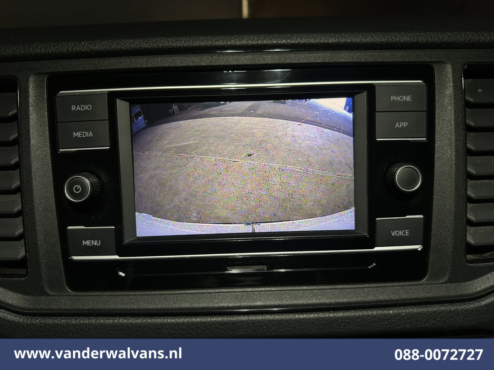 Volkswagen Crafter 2.0 TDI L3H3 L2H2 Euro6 Airco | Camera |, Voorwielaandrijving, Dealer onderhouden, Stof, Gebruikt