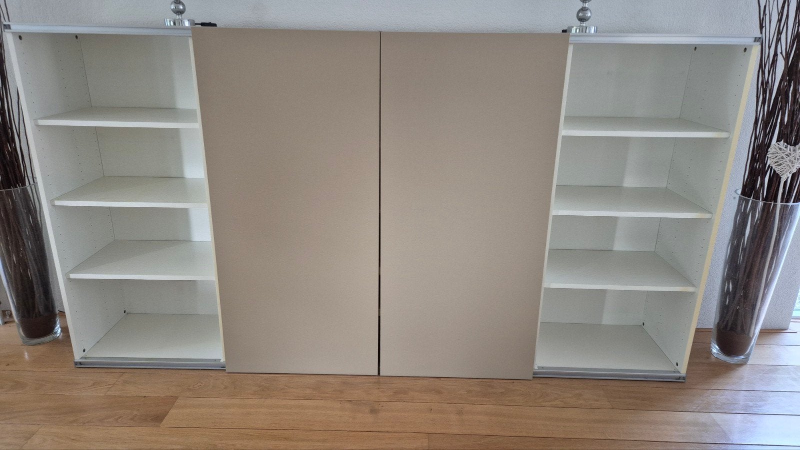Ikea Enon tv meubel (240x128x40) hoogglans wit/beige, Ophalen, Gebruikt, 100 tot 150 cm, 200 cm of meer
