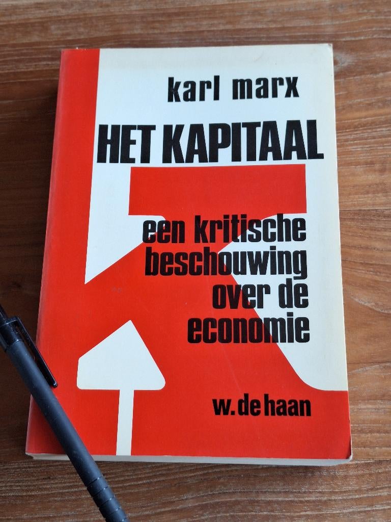 Het Kapitaal Karl Marxkritische beschouwing over de economie, Ophalen of Verzenden, Tweede Wereldoorlog, Gelezen, Overige onderwerpen
