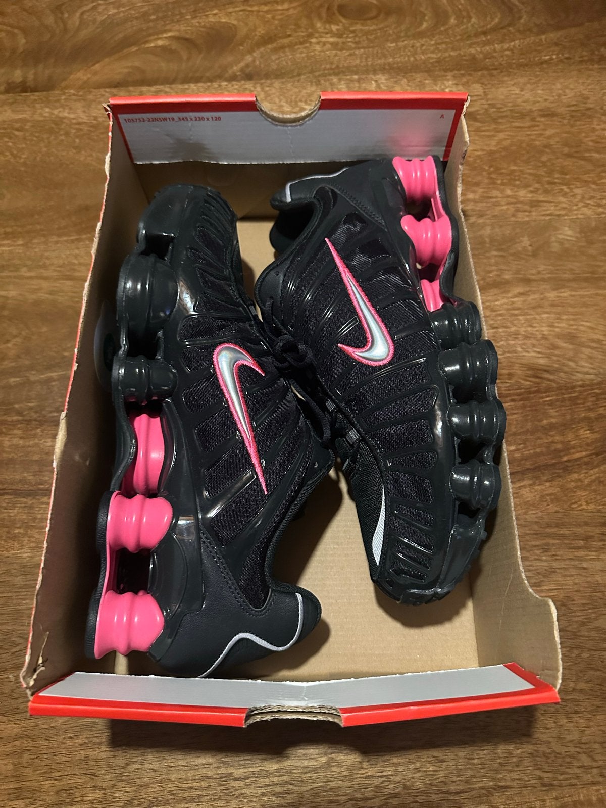 Nike Shox TL Zwart Roze - Maat 45, Zwart, Nieuw, Ophalen of Verzenden, Sneakers of Gympen