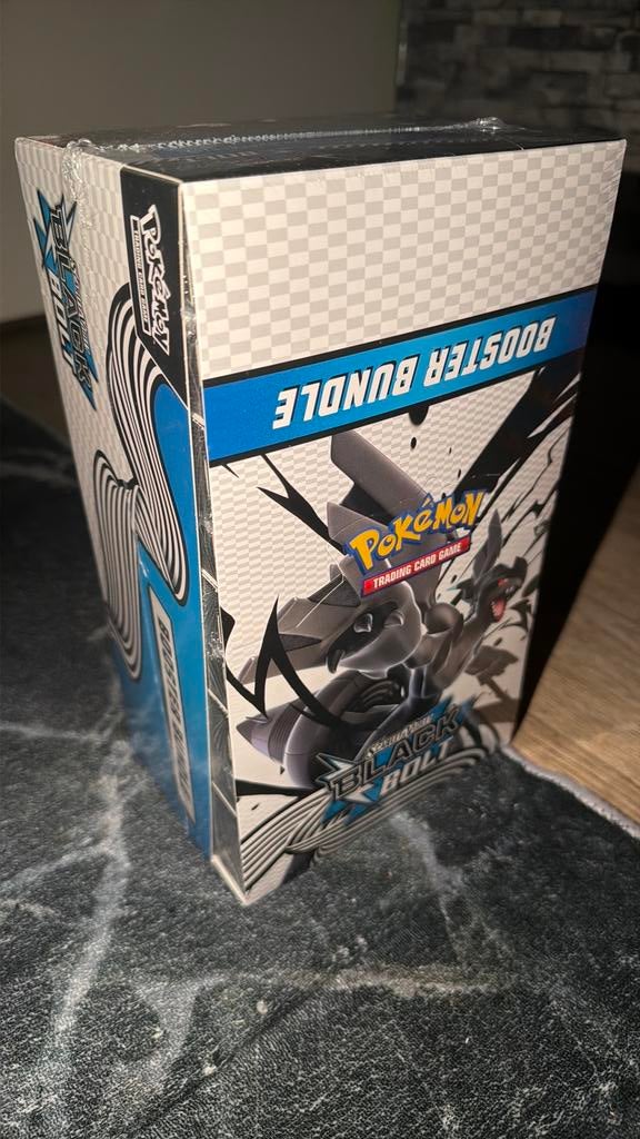 Black Bolt Booster Bundle Display, G1, Ophalen of Verzenden, Zo goed als nieuw