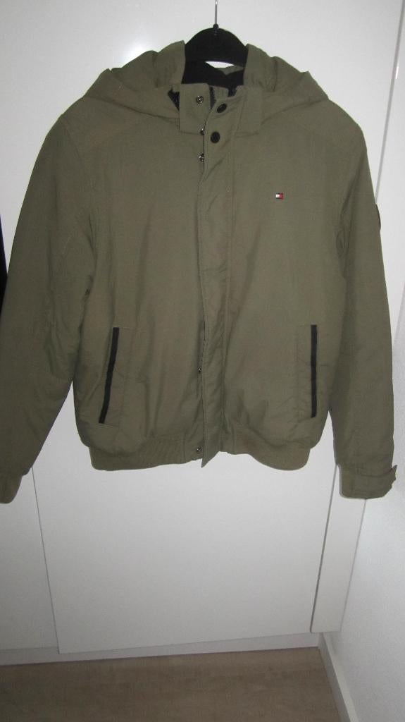 Tommy Hilfiger winterjas maat 164., Gebruikt, Ophalen of Verzenden, Tommy Hilfiger, Jongen