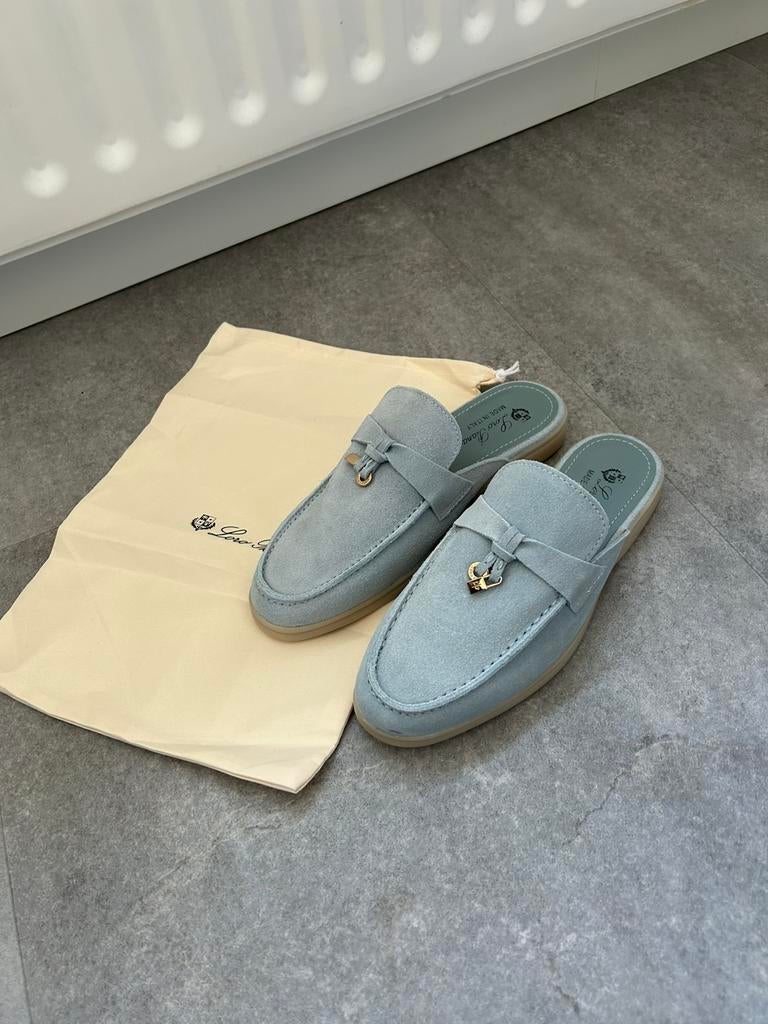 Loro piana loafers, Ophalen of Verzenden, Zo goed als nieuw, Blauw, Instappers