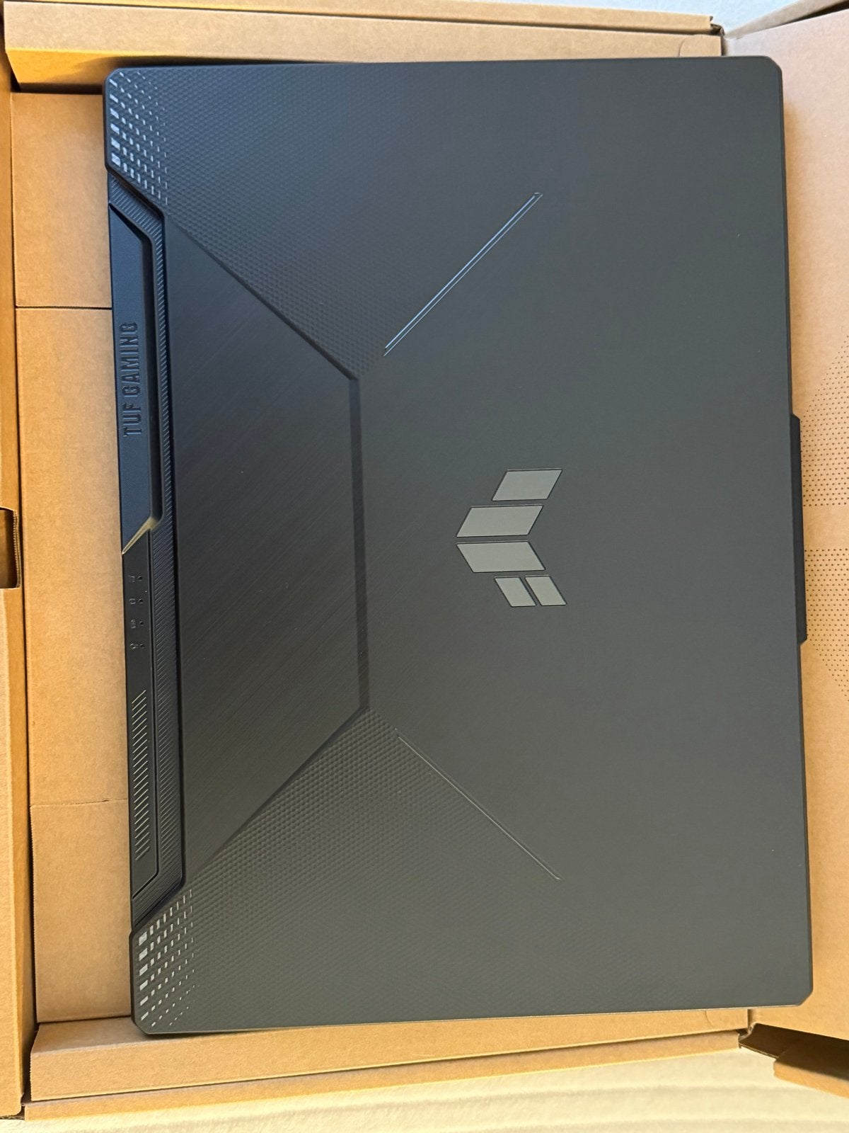 ASUS TUF Gaming A15 Gaming Laptop - Zo goed als nieuw, Met videokaart, Ophalen of Verzenden, Zo goed als nieuw, Gaming