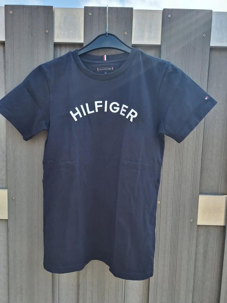 Tommy Hilfiger T-shirt maat 164 donkerblauw, Kinderen en Baby's, Kinderkleding | Maat 164, Ophalen of Verzenden, Shirt of Longsleeve
