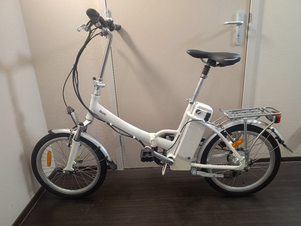 Qwic smart e-2, odo 134 km, 70 km accu-range., Fietsen en Brommers, Ophalen, Velgrem, Versnellingen, Zo goed als nieuw