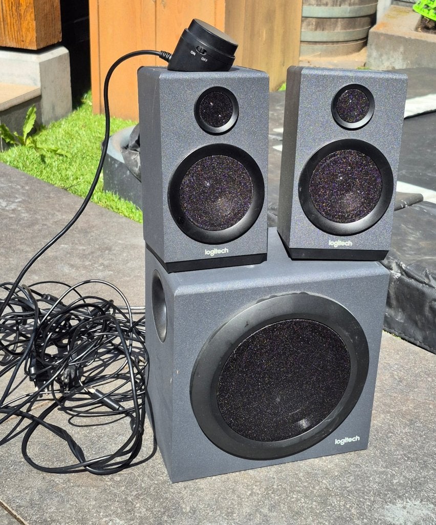 Muziek boxen, Audio, Tv en Foto, Luidsprekers, Ophalen, Subwoofer, Logitech, Zo goed als nieuw