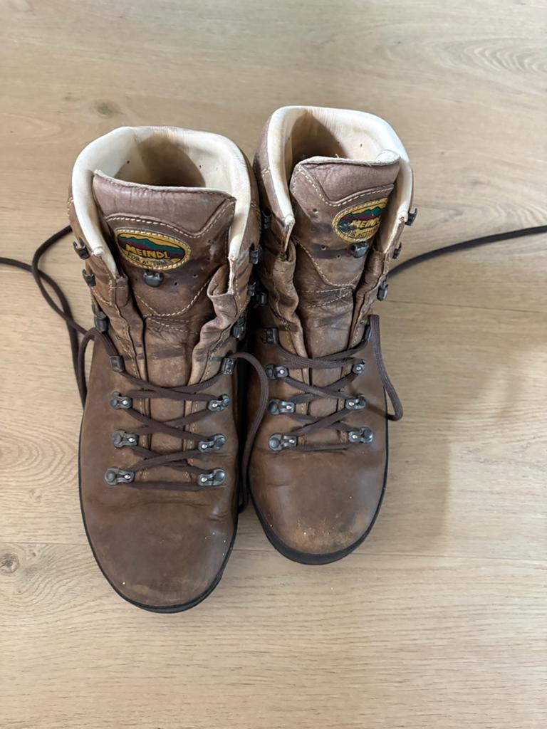 Meindl heren maat 46, Sport en Fitness, Bergsport en Wandelen, Ophalen of Verzenden, Zo goed als nieuw, Schoenen