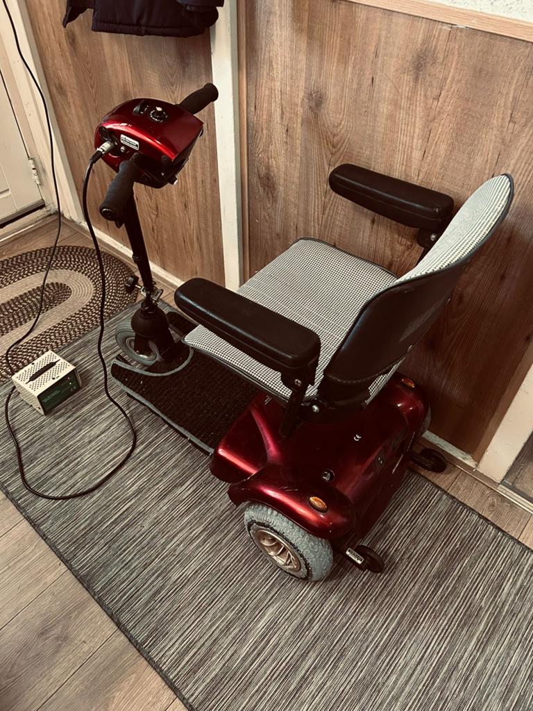 Scootmobiel werkt niet goed, Ophalen, Gebruikt