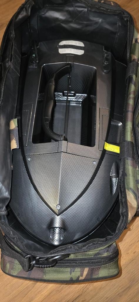 Voerboot Carbon + Fox Rodpod Set, Ophalen of Verzenden, Gebruikt, Complete set