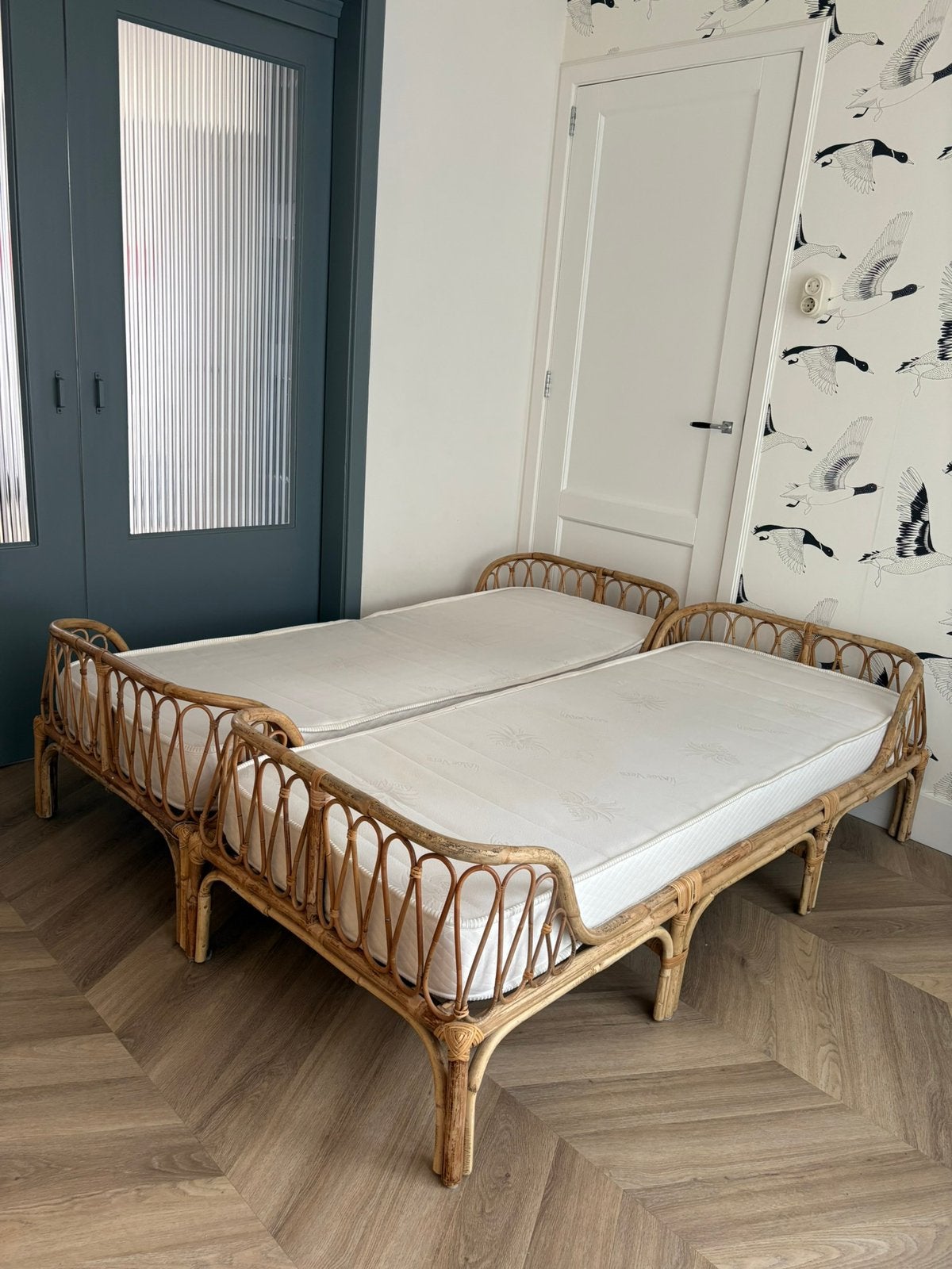 Nog 1! Rotan bed, kinderbed, daybed, bed, eenpersoonsbed, Ophalen, 140 tot 160 cm, 70 tot 85 cm, Matras