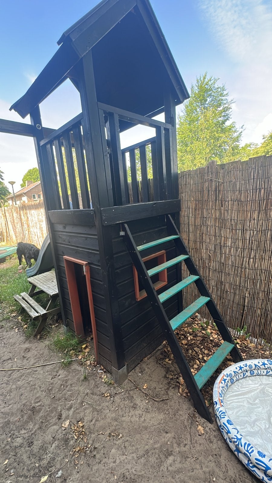 Speelhuisje met glijbaan en schommel (ZELF DEMONTEREN), Kinderen en Baby's, Speelgoed | Buiten | Speeltoestellen, Ophalen, Gebruikt
