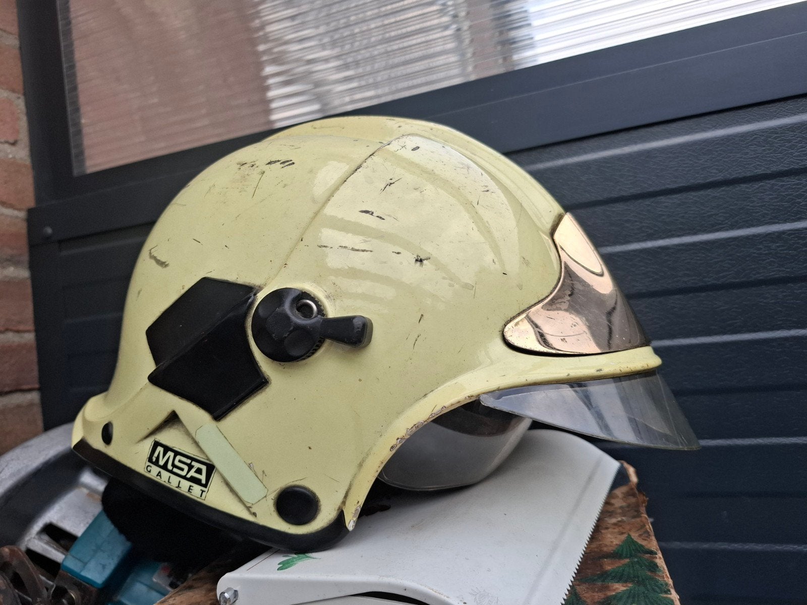 Brandweerhelm., Ophalen, Landmacht, Nederland