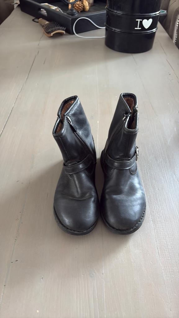 Uggs laarzen maat 29, Ophalen of Verzenden, Jongen of Meisje, Laarzen