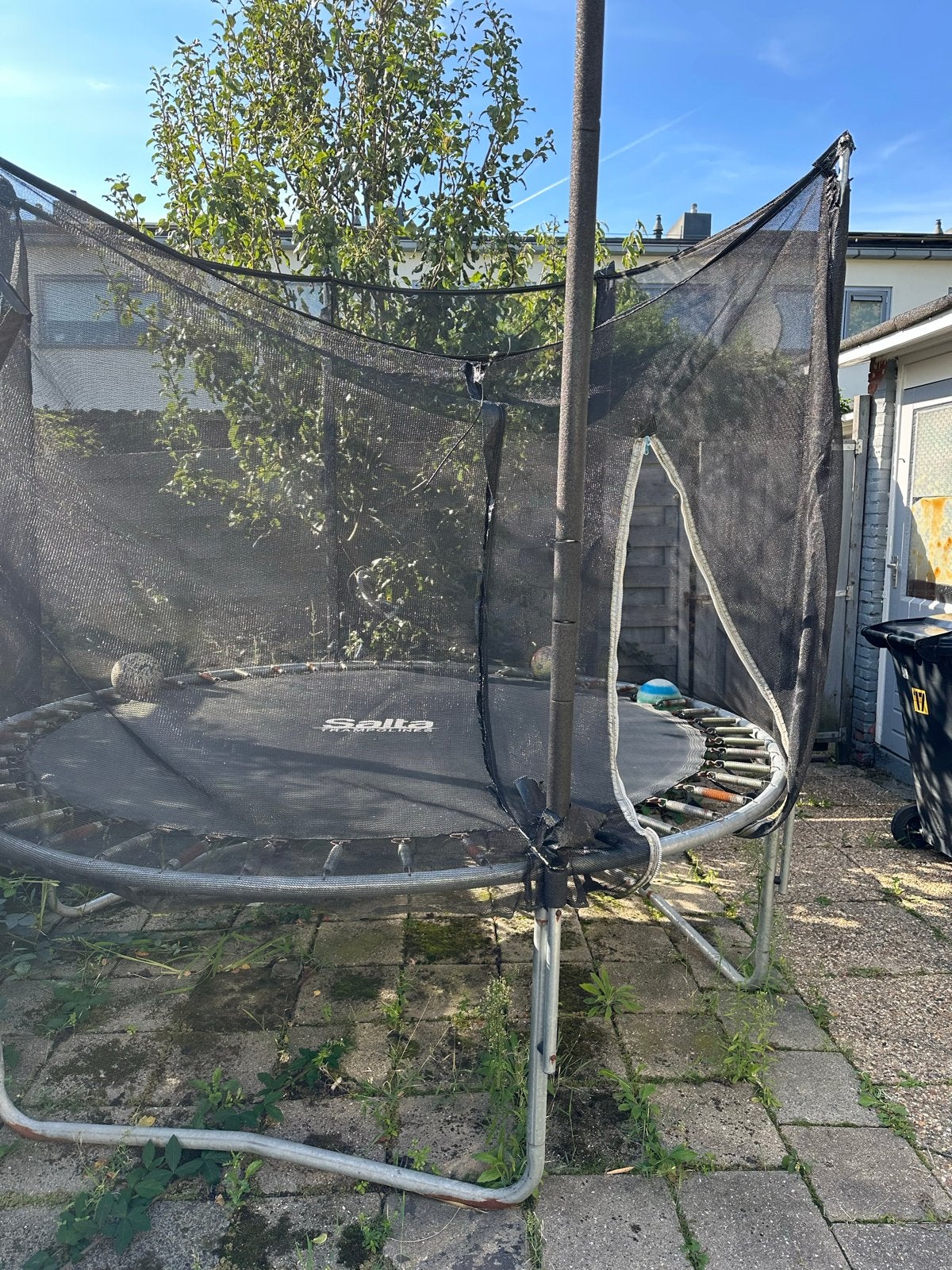 Salta Trampoline met Veiligheidsnet - Gebruikt, Kinderen en Baby's, Speelgoed | Buiten | Trampolines, Ophalen, Gebruikt