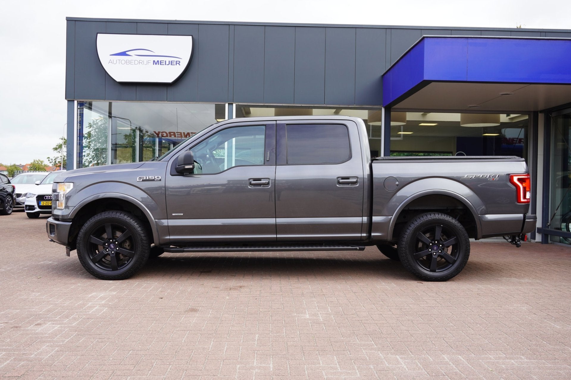 Ford F150 XLT Automaat | Navigatie | Airco | Elek. pakket |, Auto's, Automaat, Euro 5, Stof, Gebruikt
